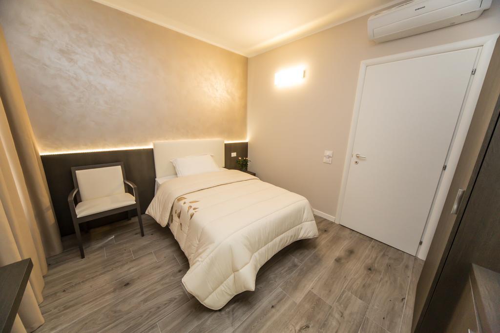 B&B Corte Sul Naviglio Cin I T 0 1 5 0 7 0 C 1 3 X U I L Q C V Cernusco sul Naviglio Szoba fotó